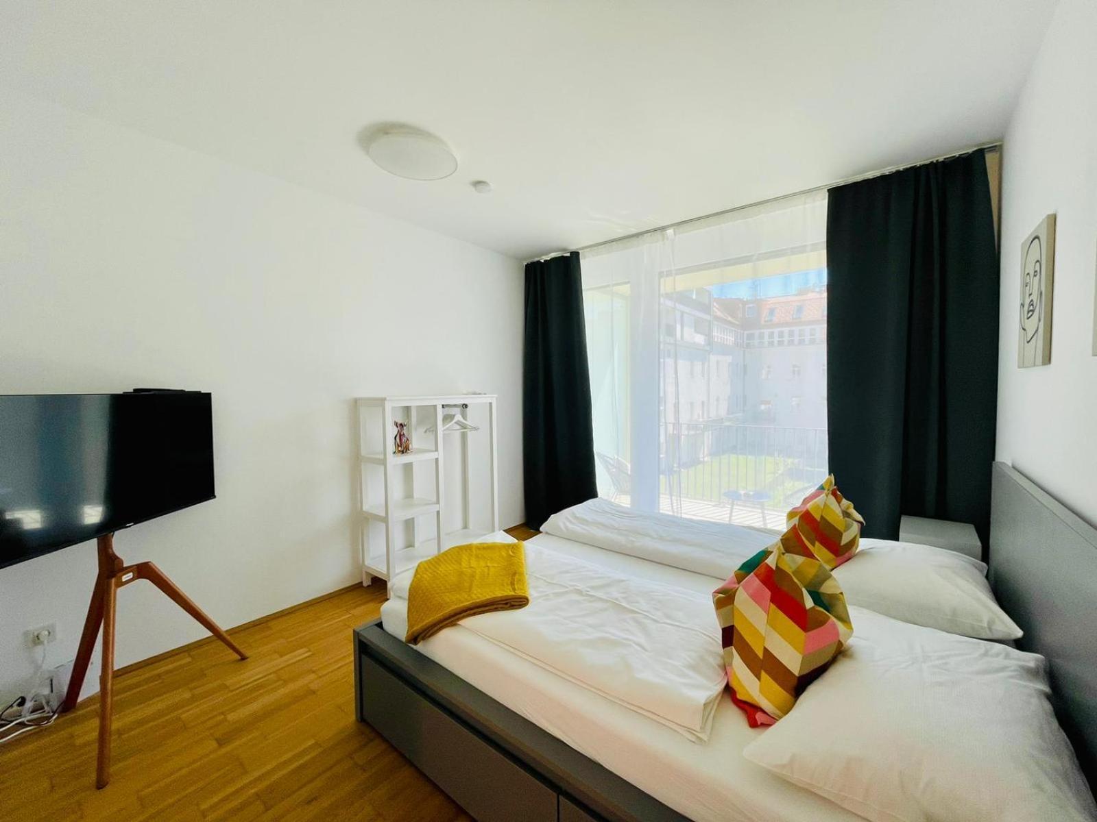 Apstay City Center I Free Parking I Self Check-In Graz Extérieur photo
